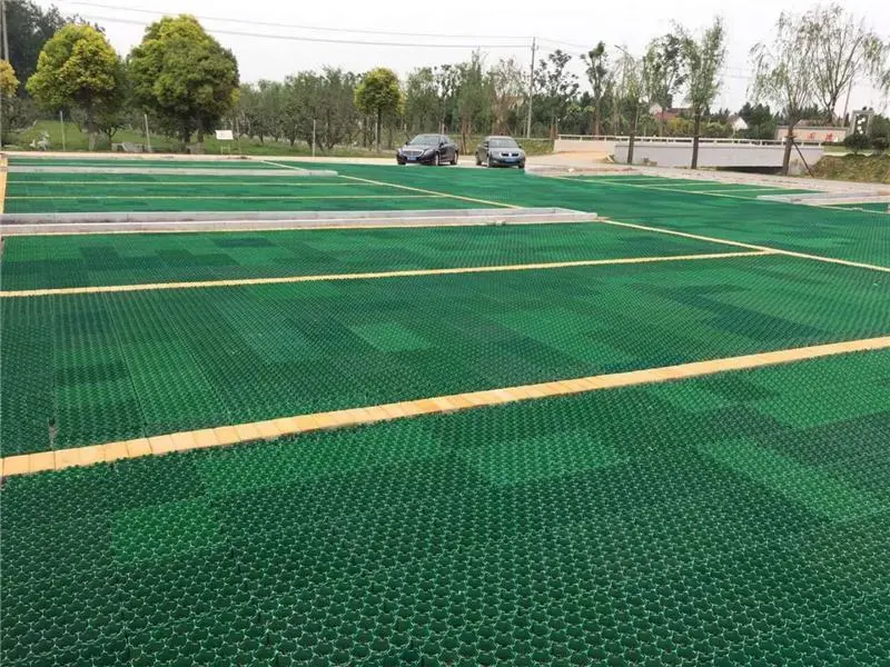 Pavimentatore di erba di plastica di alta qualità / pavimentatore di erba per paesaggi 3