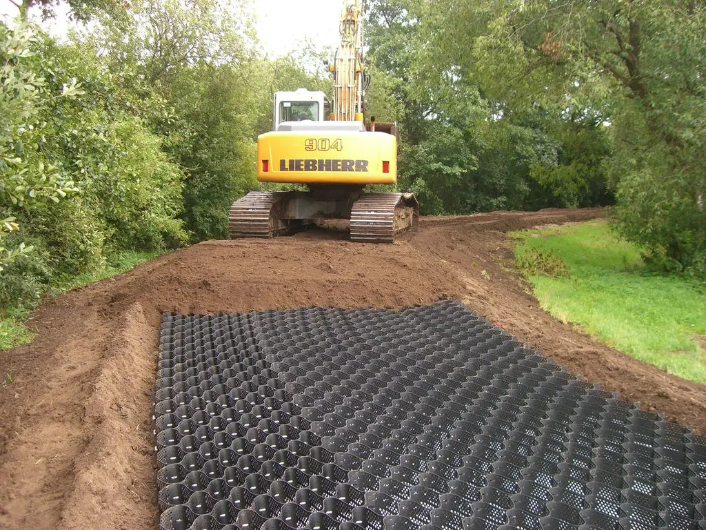 Sistema di materiale di griglia di ghiaia in HDPE Geocella testurizzata per il rinforzo stradale Pavimentazione a rete di erba 7