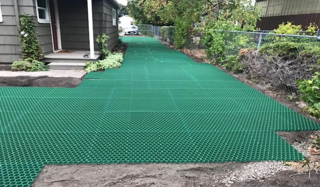 Griglia stabilizzatrice di prato in HDPE per parcheggio, tetto esterno, giardino, pavimenti permeabili, interconnessione 9