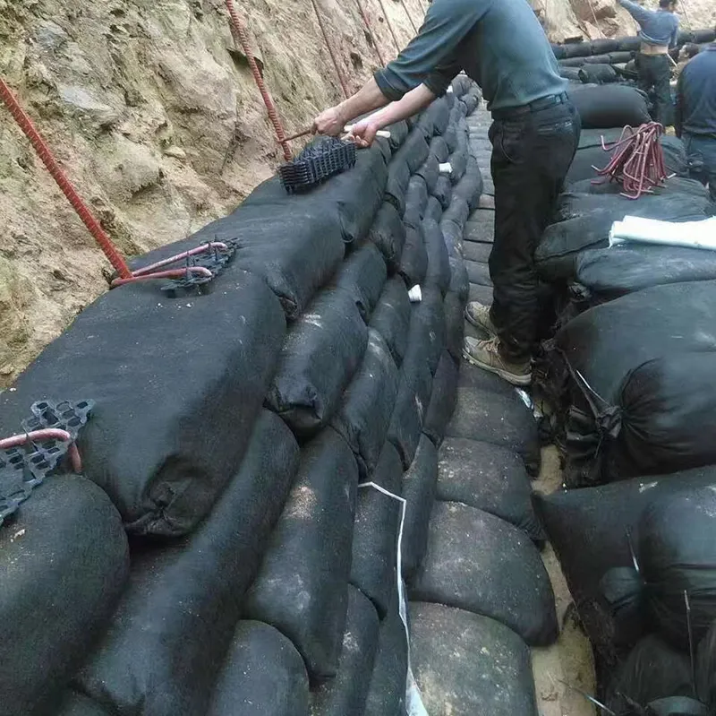 Geobag non tessuto Polyester / PP Geobag per la protezione delle pendici e dighe di erba per proteggere l'ambiente ecologico 12