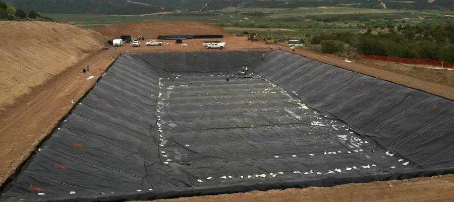 Telo impermeabile per laghetto in geomembrana HDPE per allevamento ittico in polietilene per esterni, telo per laghetto di grandi dimensioni, geomembrana impermeabile per laghetto 3