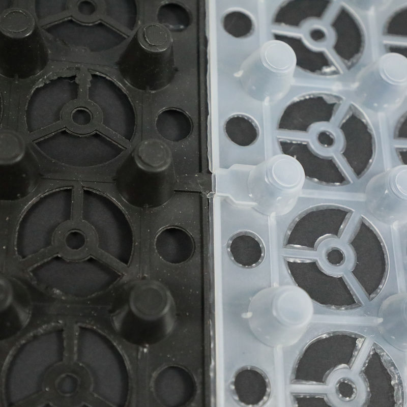 Il bordo di drenaggio dell'HDPE della membrana di drenaggio formato fossette su stoccaggio dell'acqua per costruzione impermeabile protegge