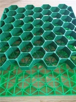 Superfici di ghiaia Griglia di erba di plastica stabilizzata per il traffico di veicoli e pedoni Paesaggio centrale