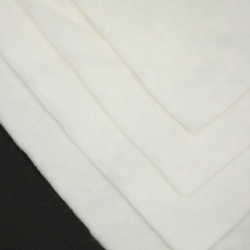 Fabbrica PP Fibre lunghe o corte Non tessuto con ago perforato Poliestere Geotessile Non tessuto Geotessile per copertura stradale