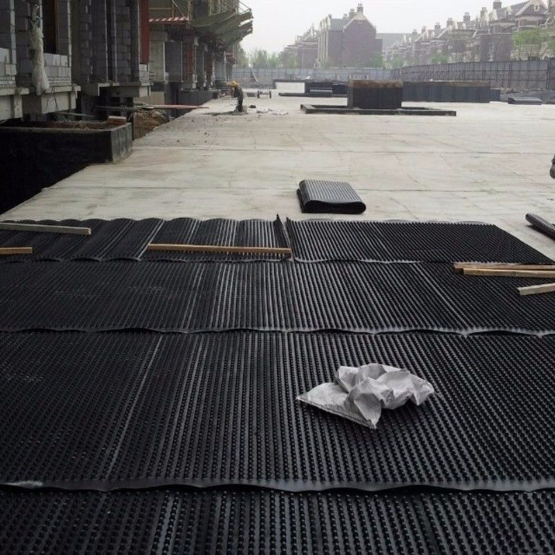 Progetto di rivestimento della membrana di drenaggio a fossette PVC Tavola di drenaggio a fossette perforata Lavoro di fondamento Soluzione idrica Soluzione idrica