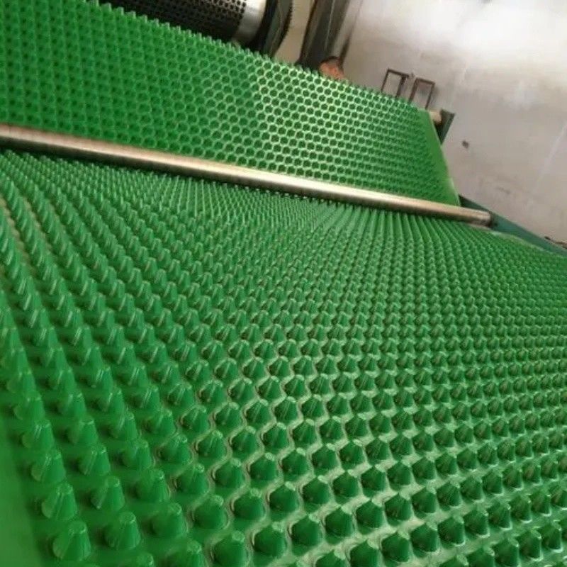 Progetto di rivestimento della membrana di drenaggio a fossette PVC Tavola di drenaggio a fossette perforata Lavoro di fondamento Soluzione idrica Soluzione idrica