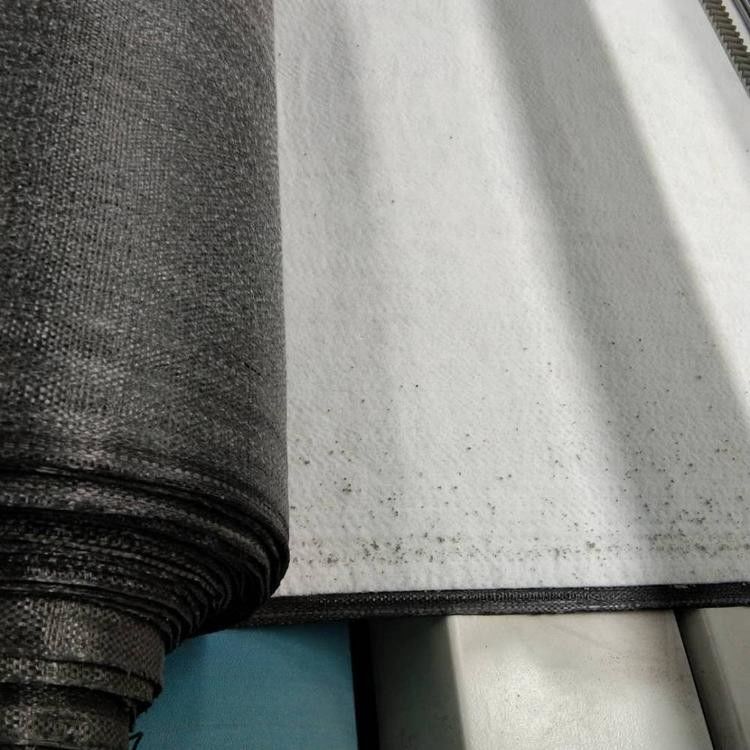 Acqua di stagno Geosintetico anti-siccatura GCL Matto di rivestimento in argilla Gcl Bentonite Geosintetico per discarica
