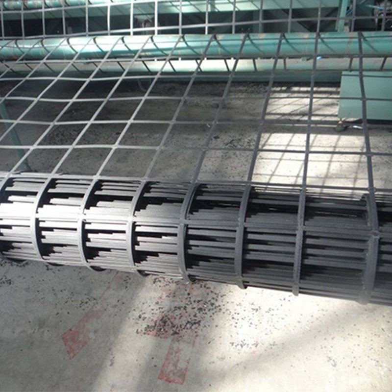 Alta resistenza alla tensione Saldatura biassiale Acciaio Terracotta plastica composita Geogrid Per la stabilizzazione del suolo, caratteristica anti-erosione