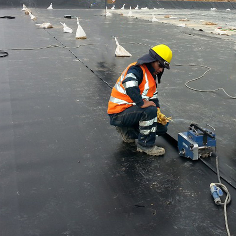 0.75-2.5mm HDPE Geomembrane Pond Liner Per discarica Pesce Gamberi Stagno Stagno Liner Miniere