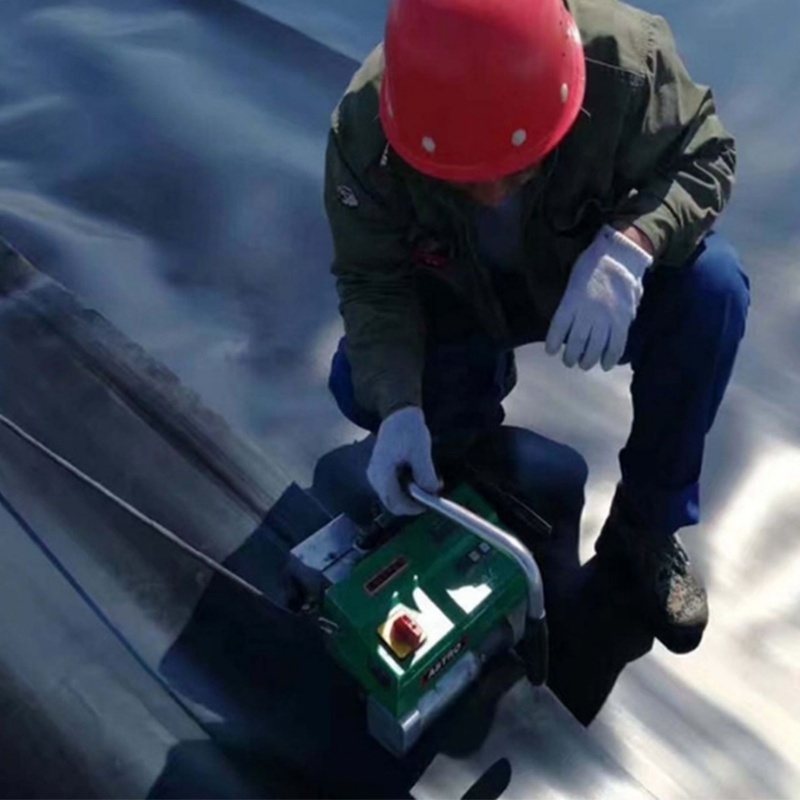 Membrana impermeabile in HDPE per acquacoltura, allevamenti ittici, laghetti, dighe, piscine e applicazioni di contenimento idrico