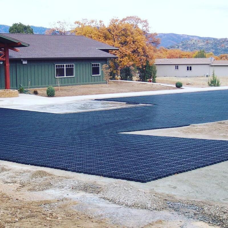 Griglia in plastica HDPE per erba per pavimentazione erbosa, parcheggi, controllo dell'erosione del pendio, stabilizzazione del suolo, pavimentazione in ghiaia e paesaggistica