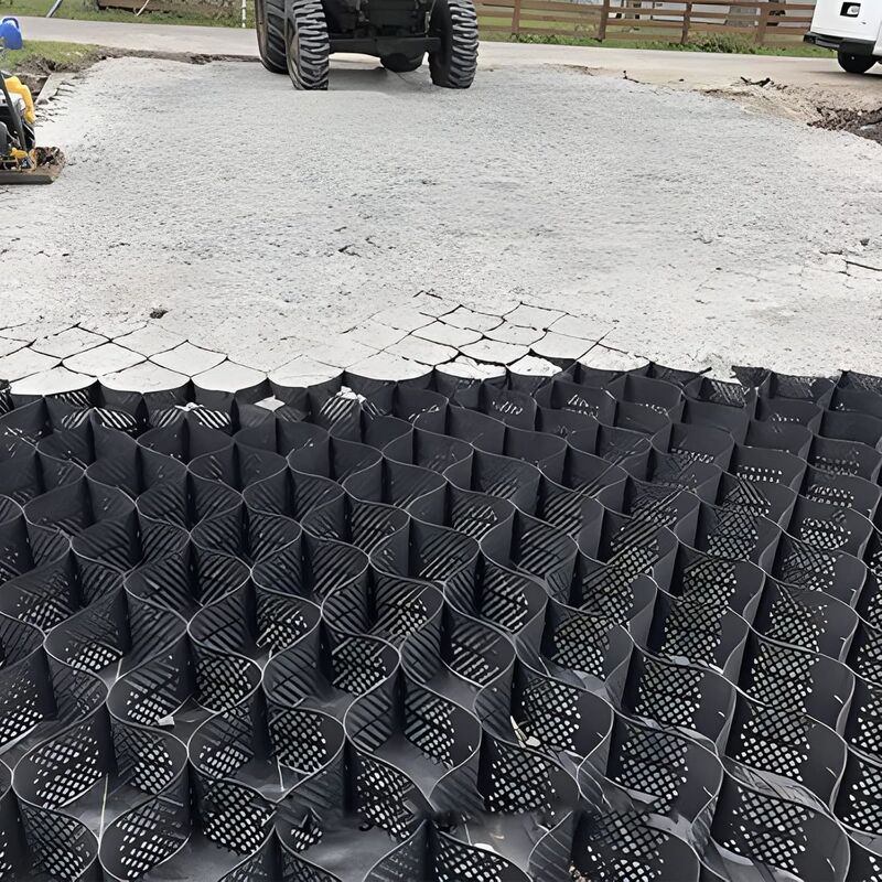 Geogriglia in HDPE per ghiaia per vialetti in plastica Geogriglia in HDPE per il controllo del suolo stradale per il rinforzo stradale Protezione delle scarpate Controllo dell'erosione Ghiaia Autostrada